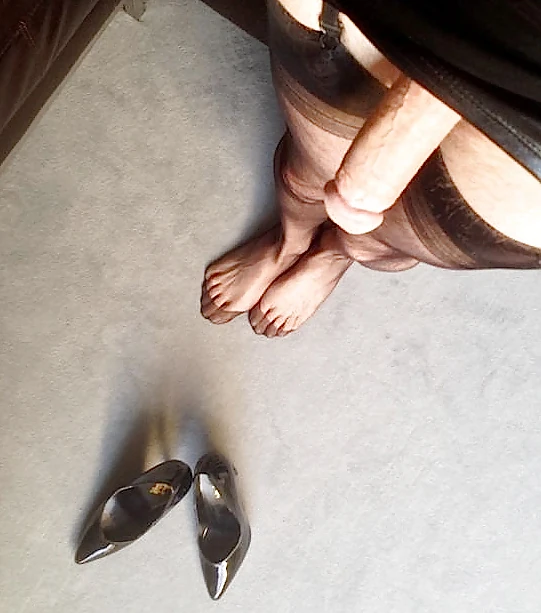 Latexmask &amp; Nylon stockings #4