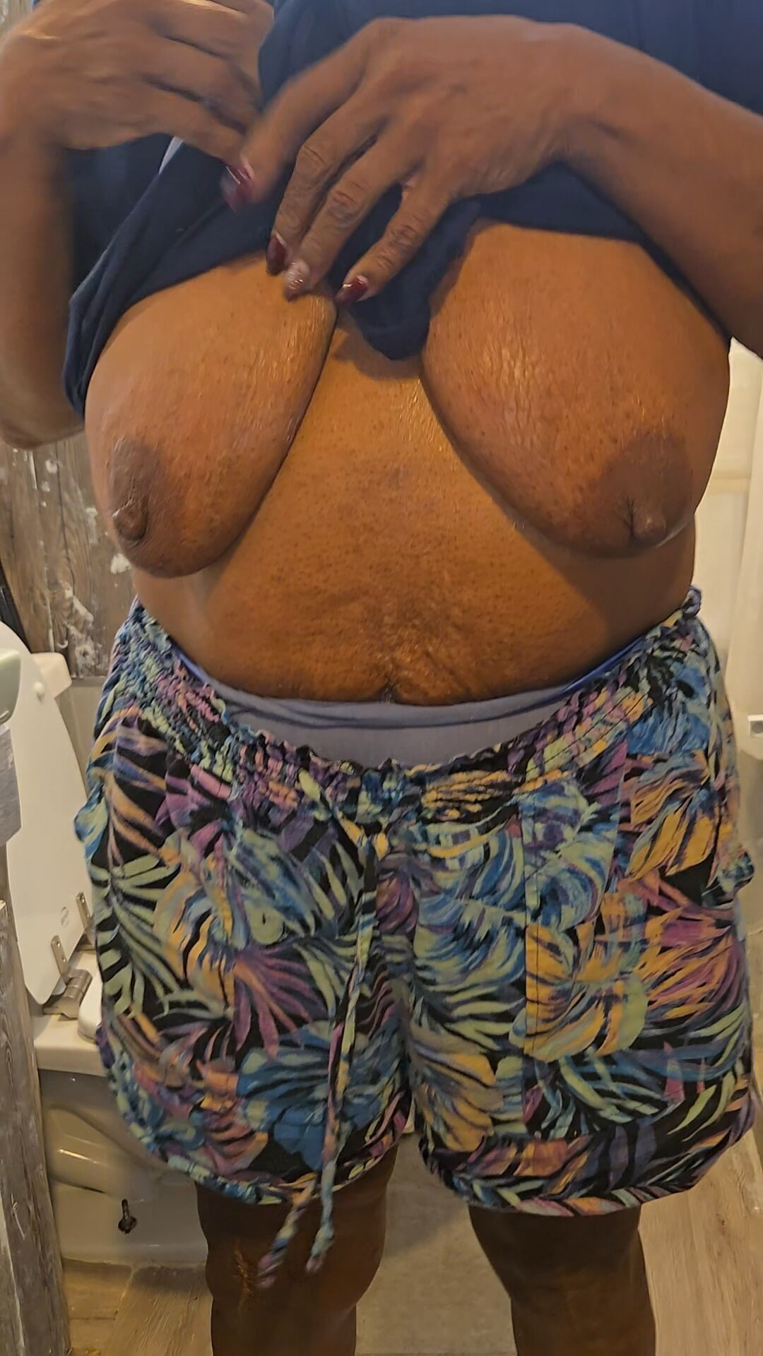 Pissing Time