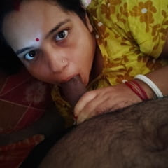 Desi bhabi blowjob with big cock