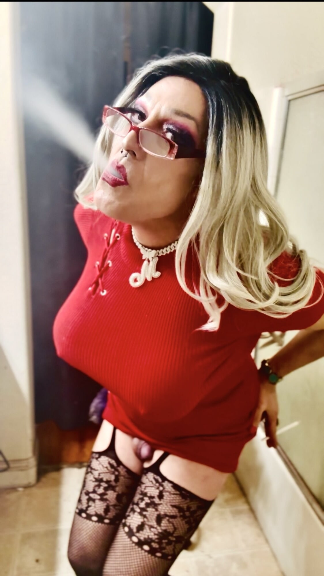 Marilyn Smoking Masturbation  #7