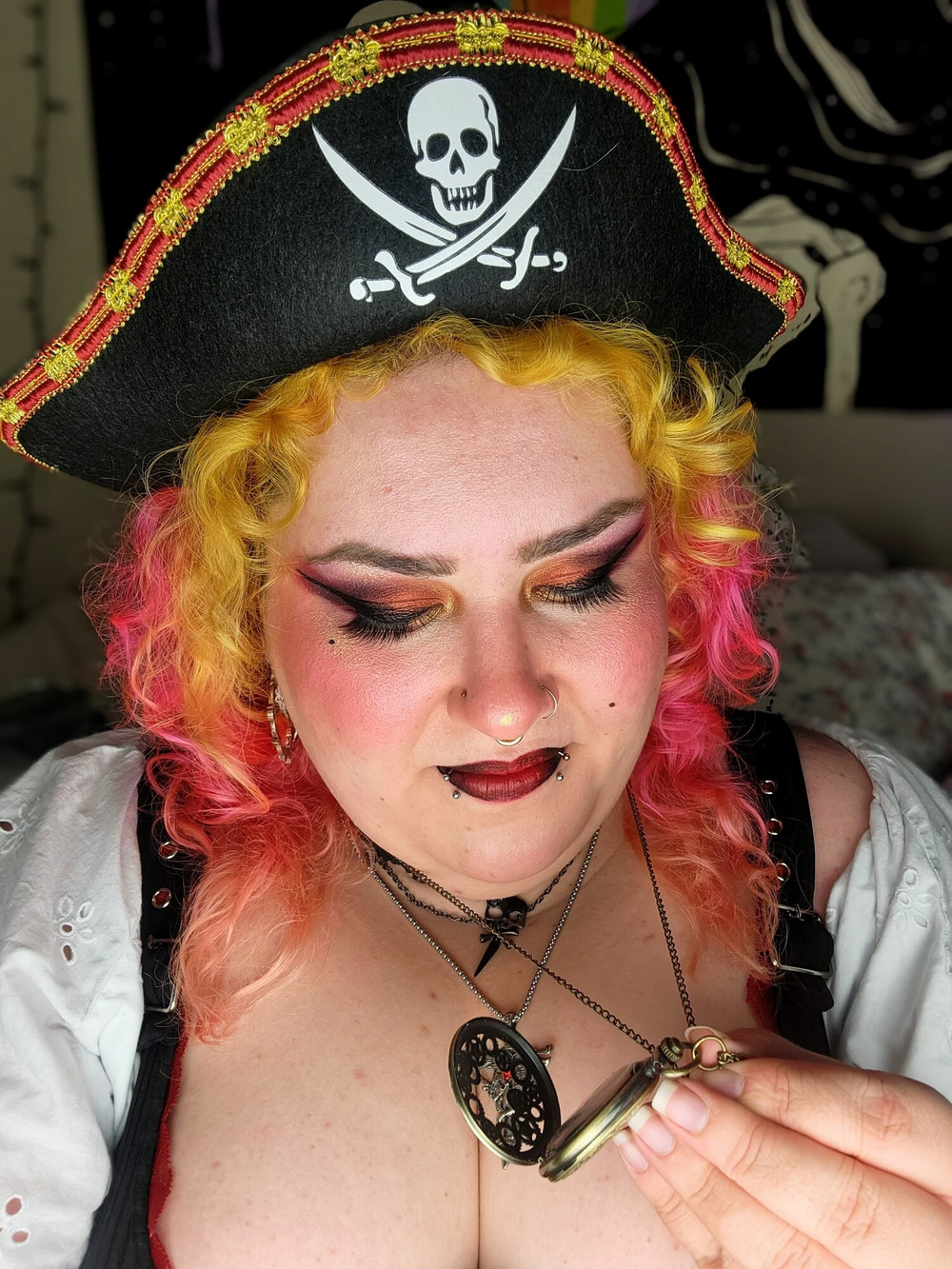 Sexy Pirate Halloween Costume #20