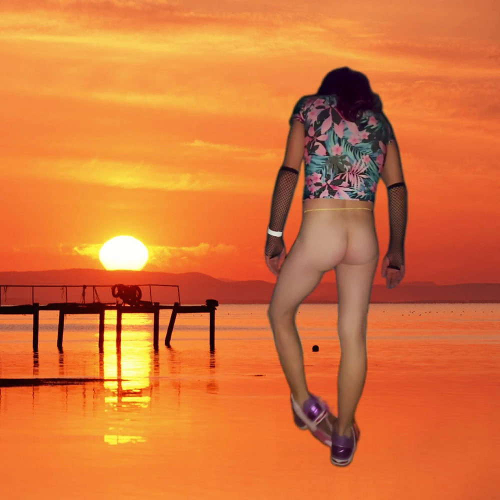 If your day is dull fill it with colour xx 17