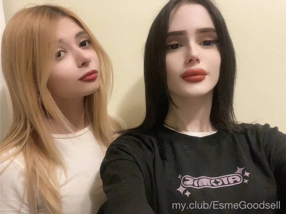 Eva and Monica Free Photos #5