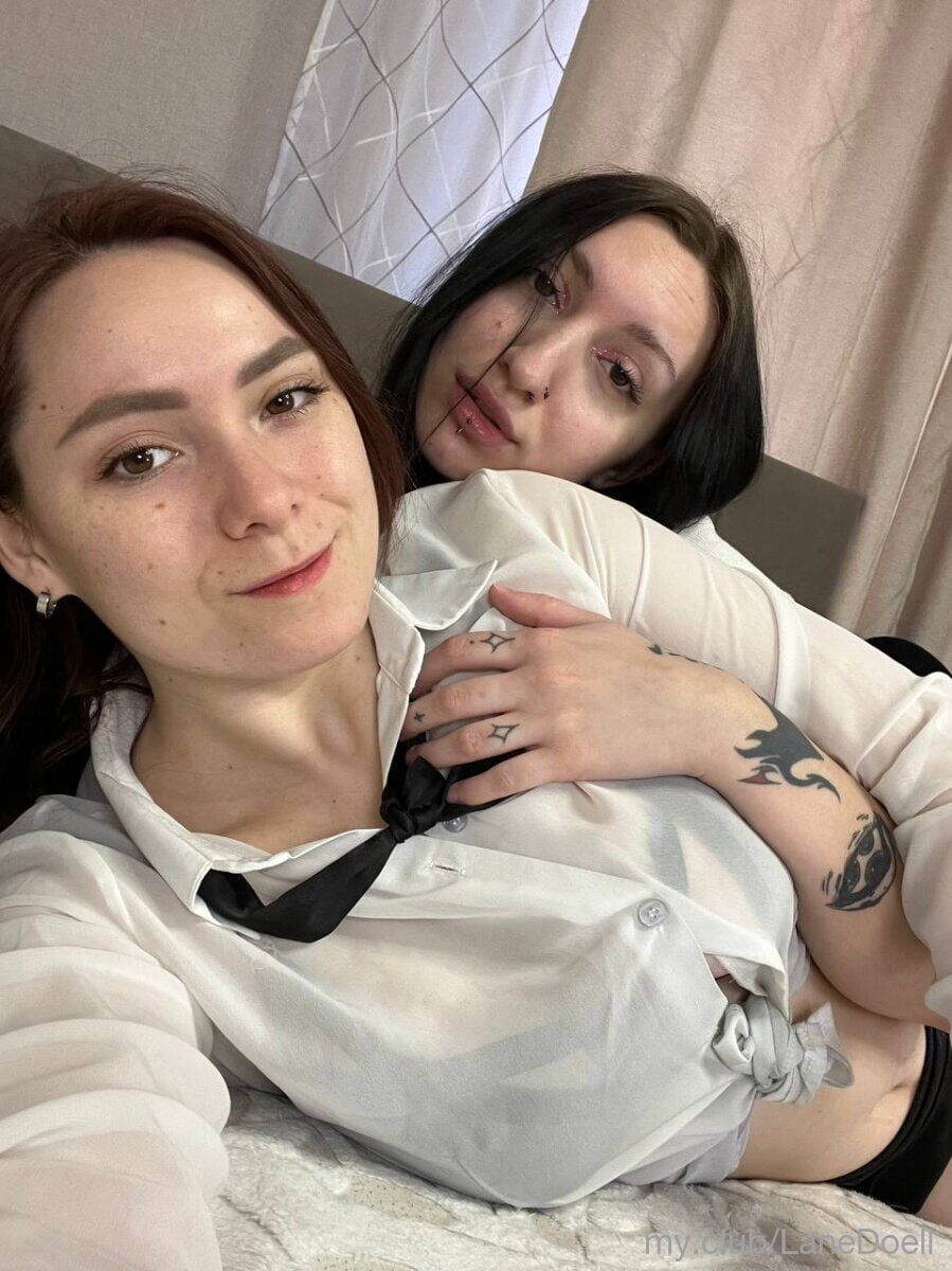 Hild ​​and ​​Blair Free Photos #8