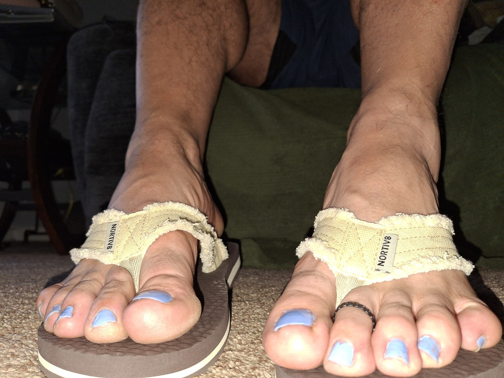 My painted toes while wearing flip flops #17