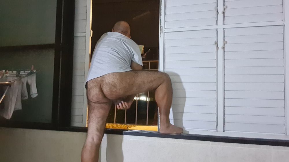 If you&#039;re into bear ass - this one&#039;s for you! ilovetobenaked #18