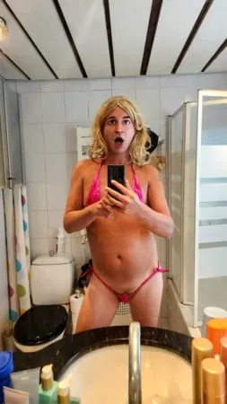 dutch sissy crossdresser tgirl barbie famkejames         