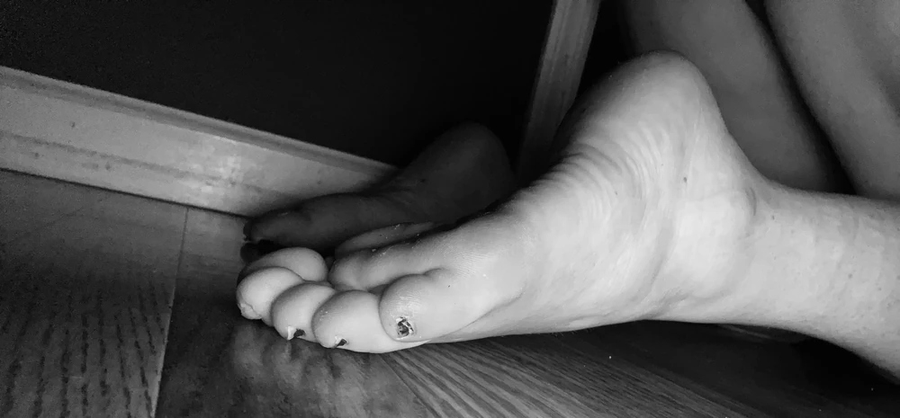 Redhead Hotwife sexy legs and feet  #2