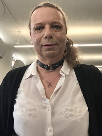 Çalışan kadın kılıklı