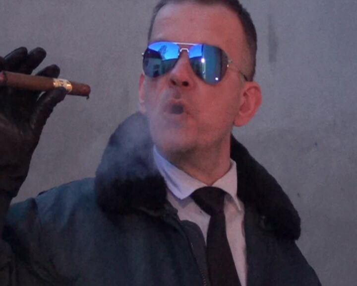 Läder cop 2