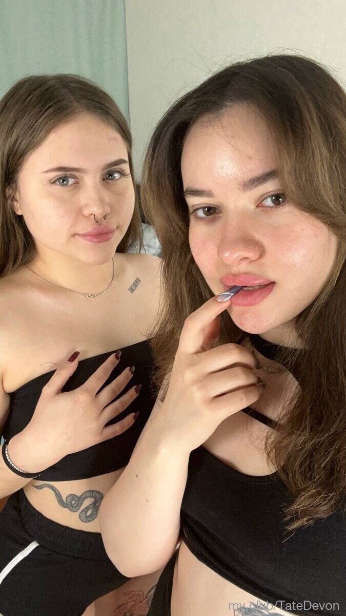 Hey hey, our names are Michel &amp; Elfy !  Free Photos #4