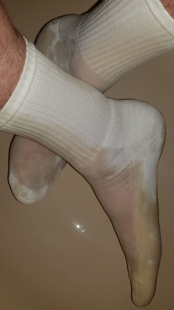 My white Socks - Pee #15