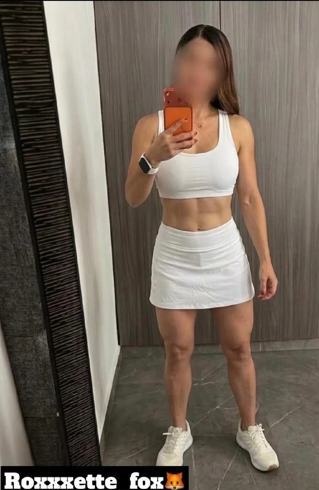 Roxxxette_fox: casual