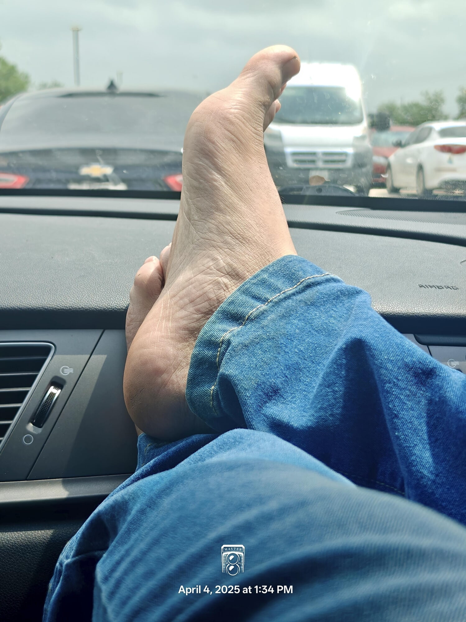 Clean Barefeet Foot Fetish Moment #17