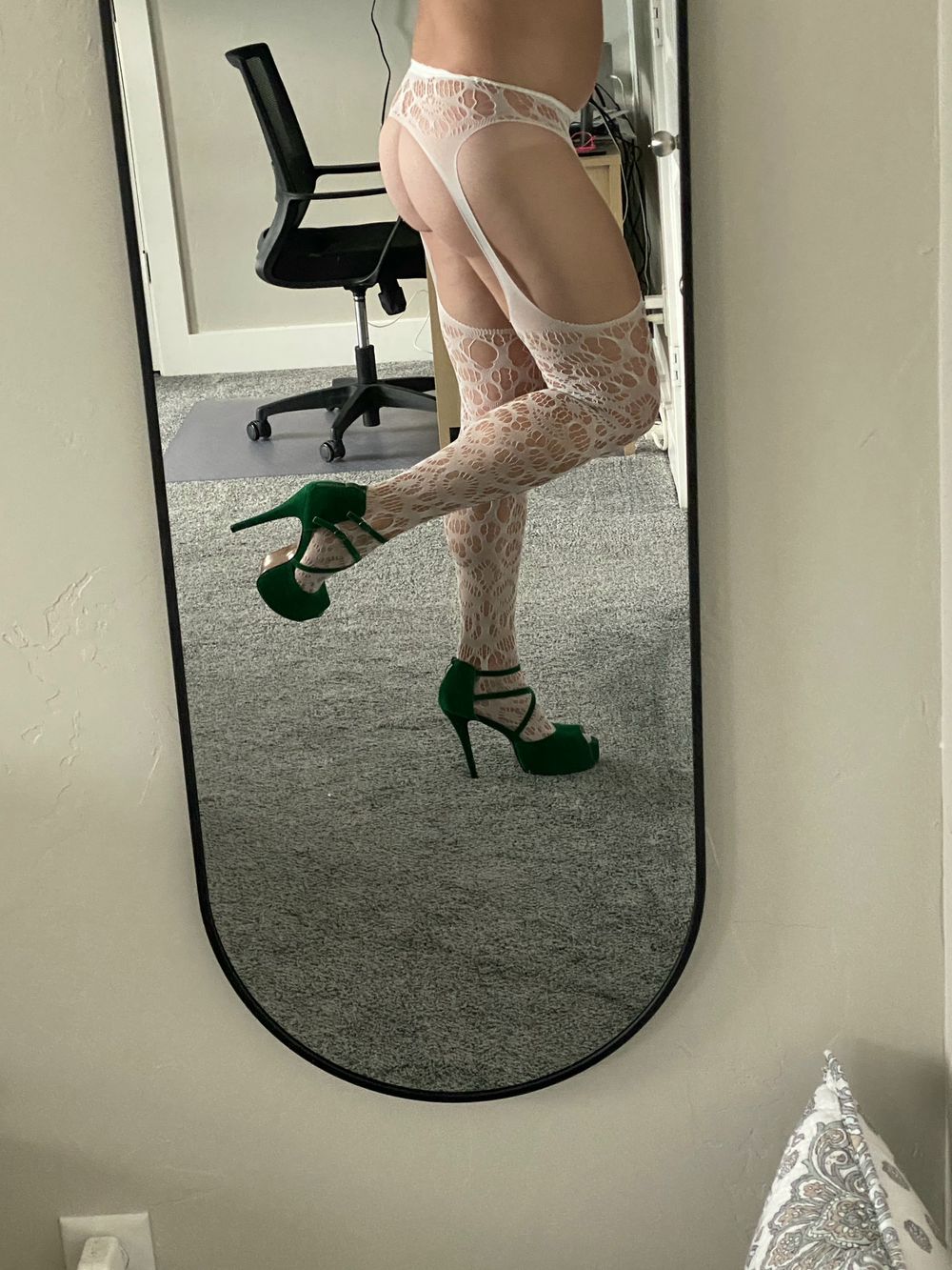 Green Lingerie and Heels seduction #2