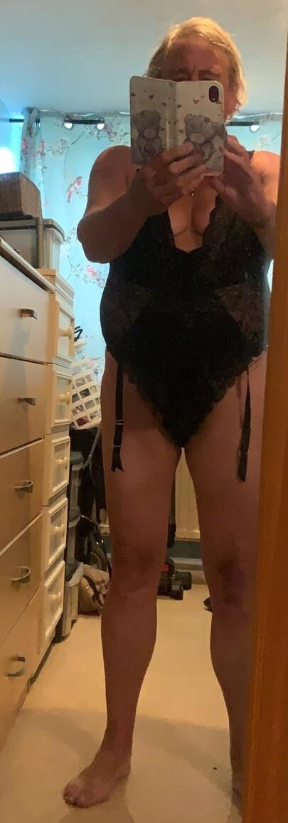 Granny Rose 75yo Posing #54