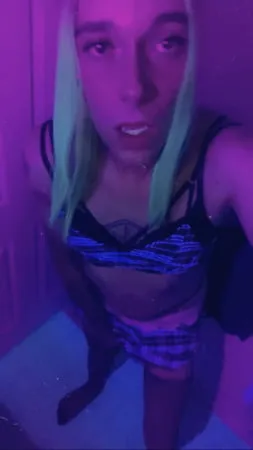 sexy rave school girl         