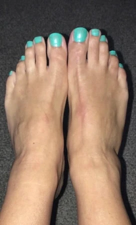 some feet pics for all you foot guys out there         