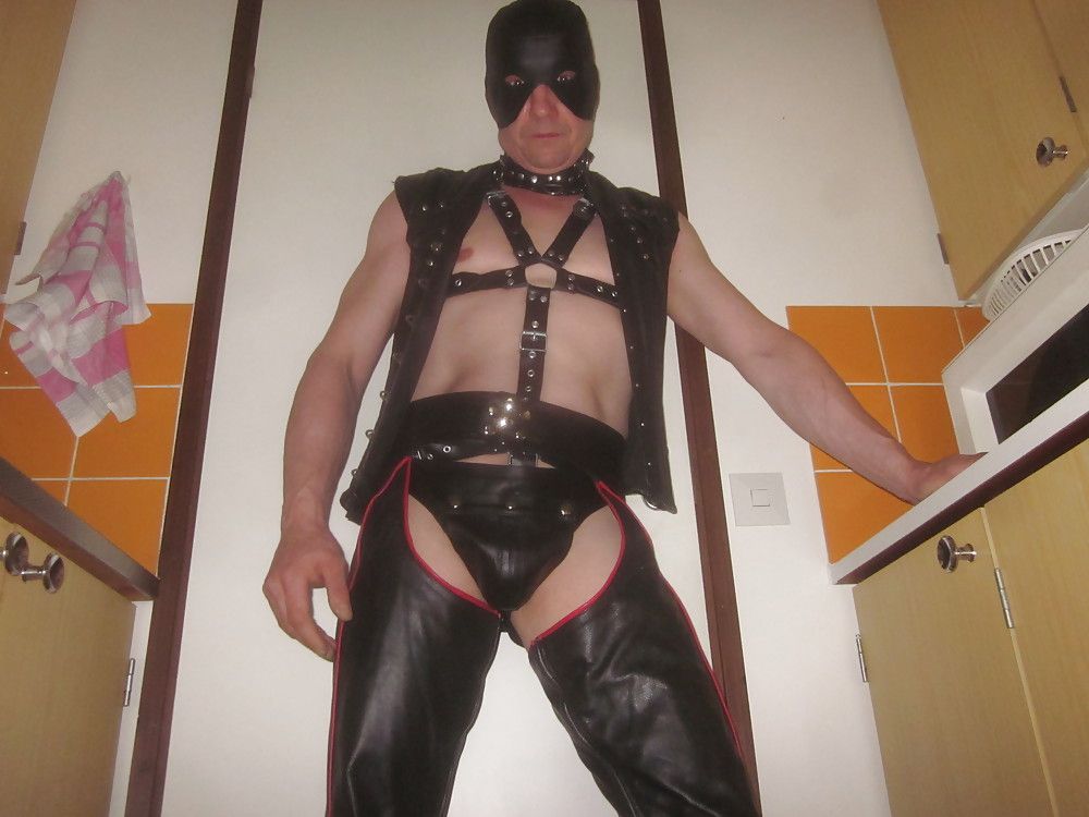 amateur leather  #9