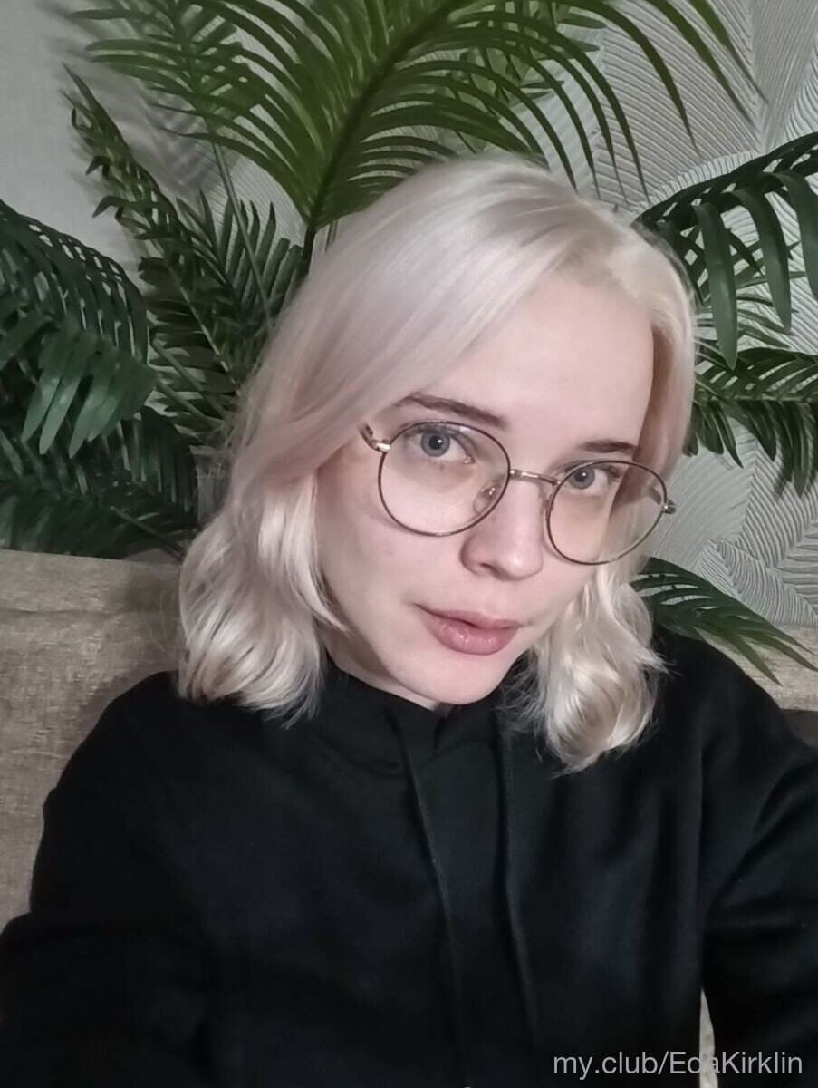 Charliе Free Photos #9