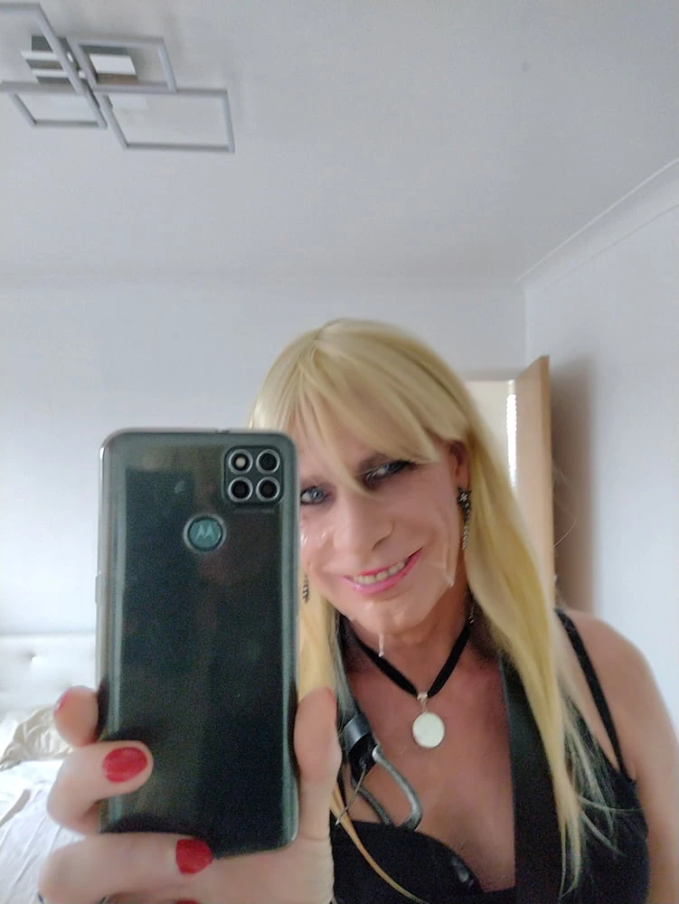 Selfies before and after a shoot #46