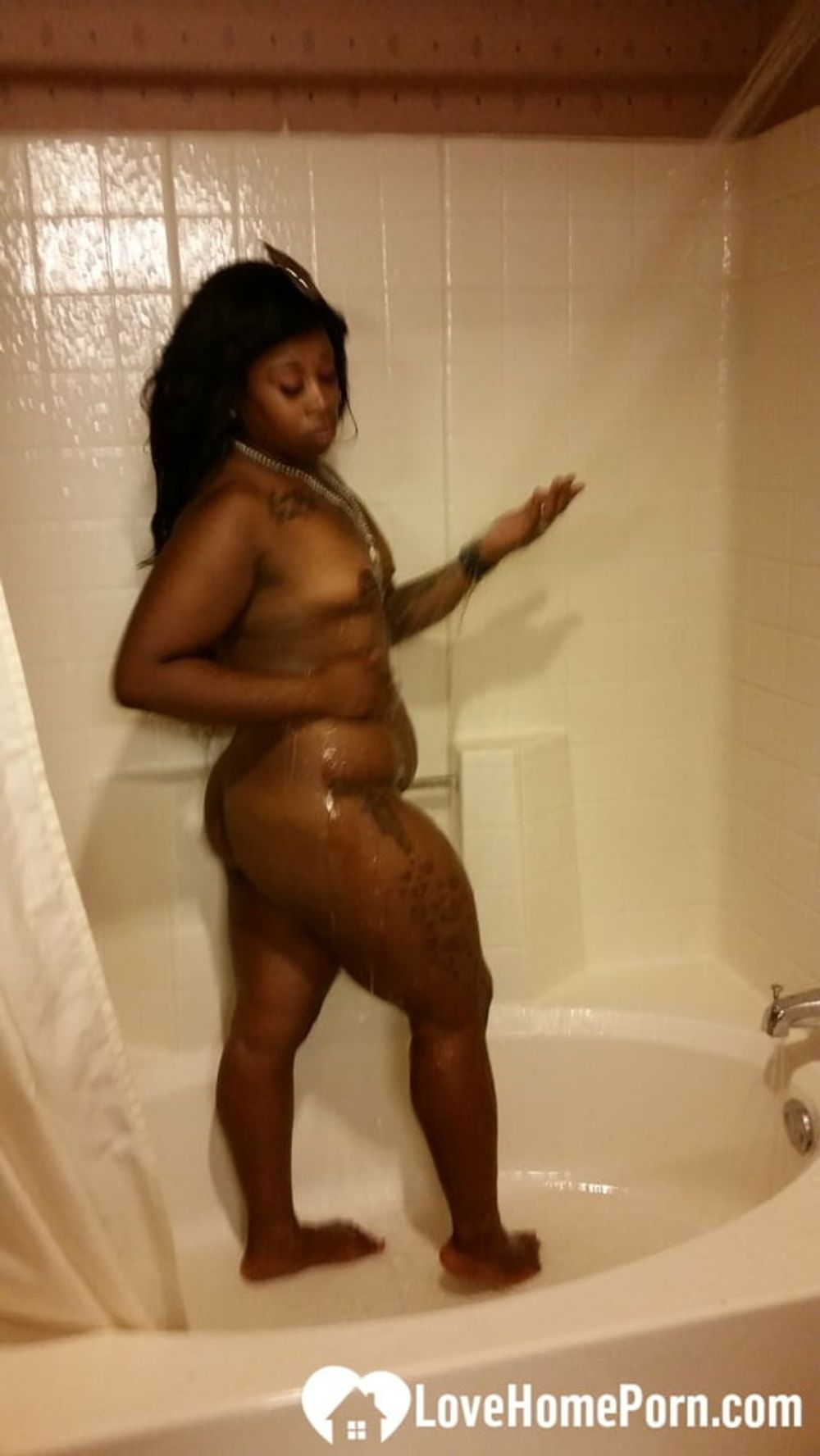 Black honey gets recorded as she showers #59