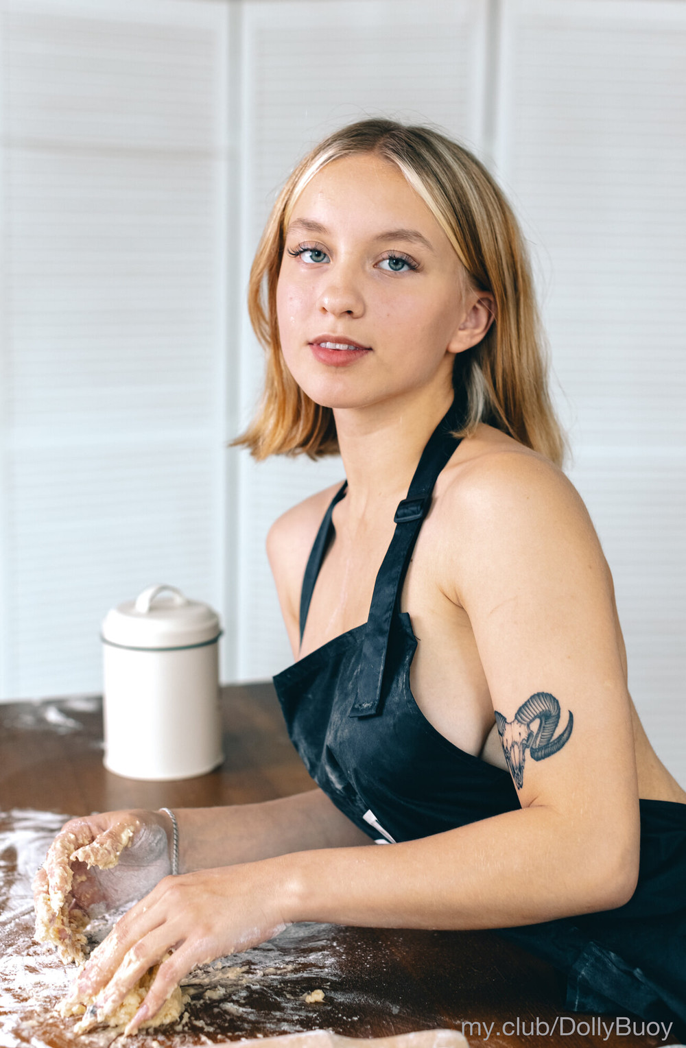 Ellie Dolly Free Photos #57