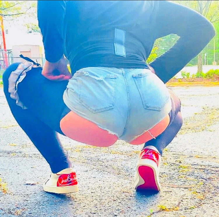 Up my skirt, booty pics, and..  other stuff :P - Niki Vega #4