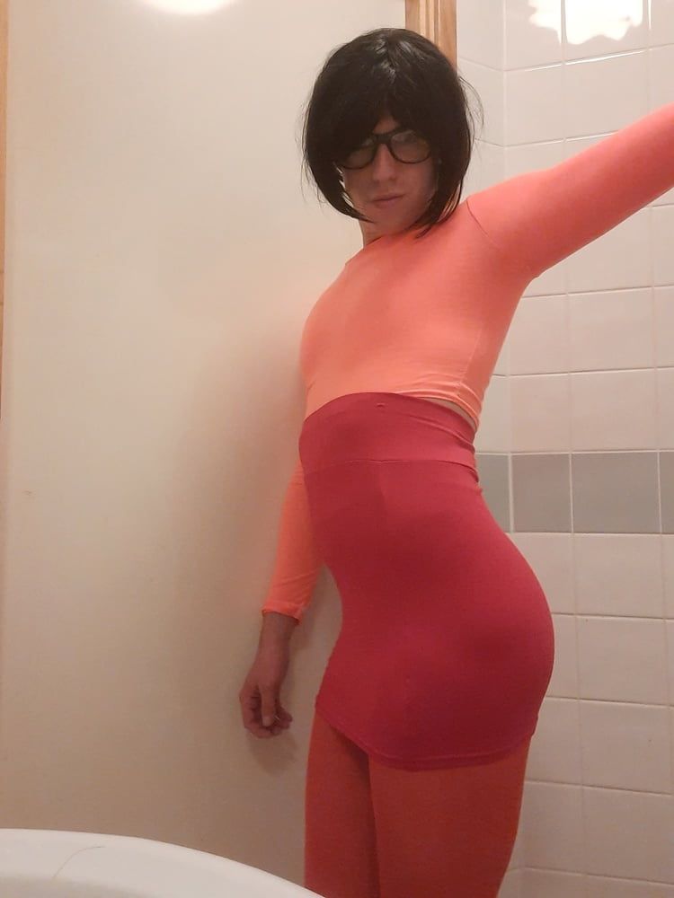 sissy Velma #17