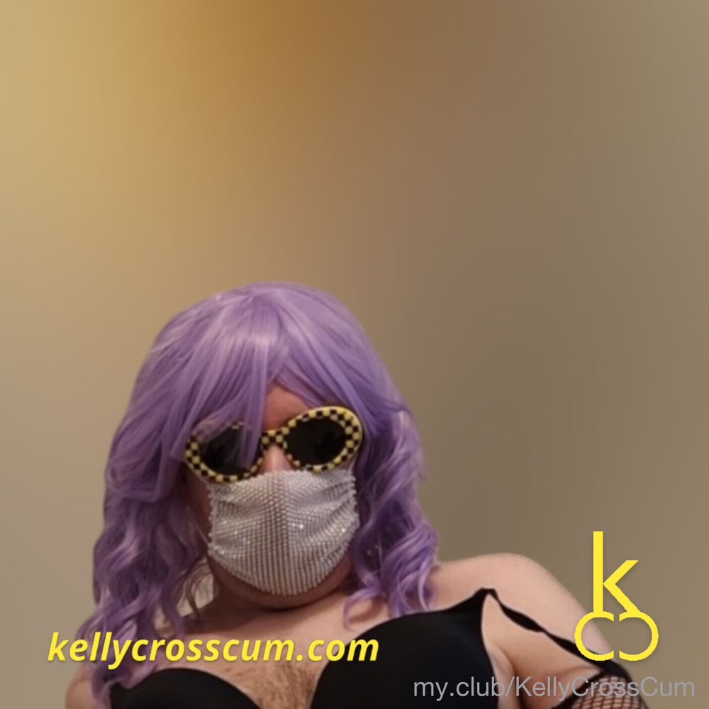 Kelly CrossCum Free Photos #2