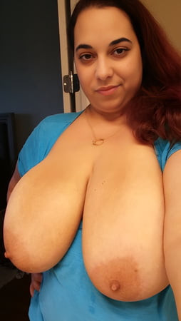 Selfie Time With My 44DDD Melons