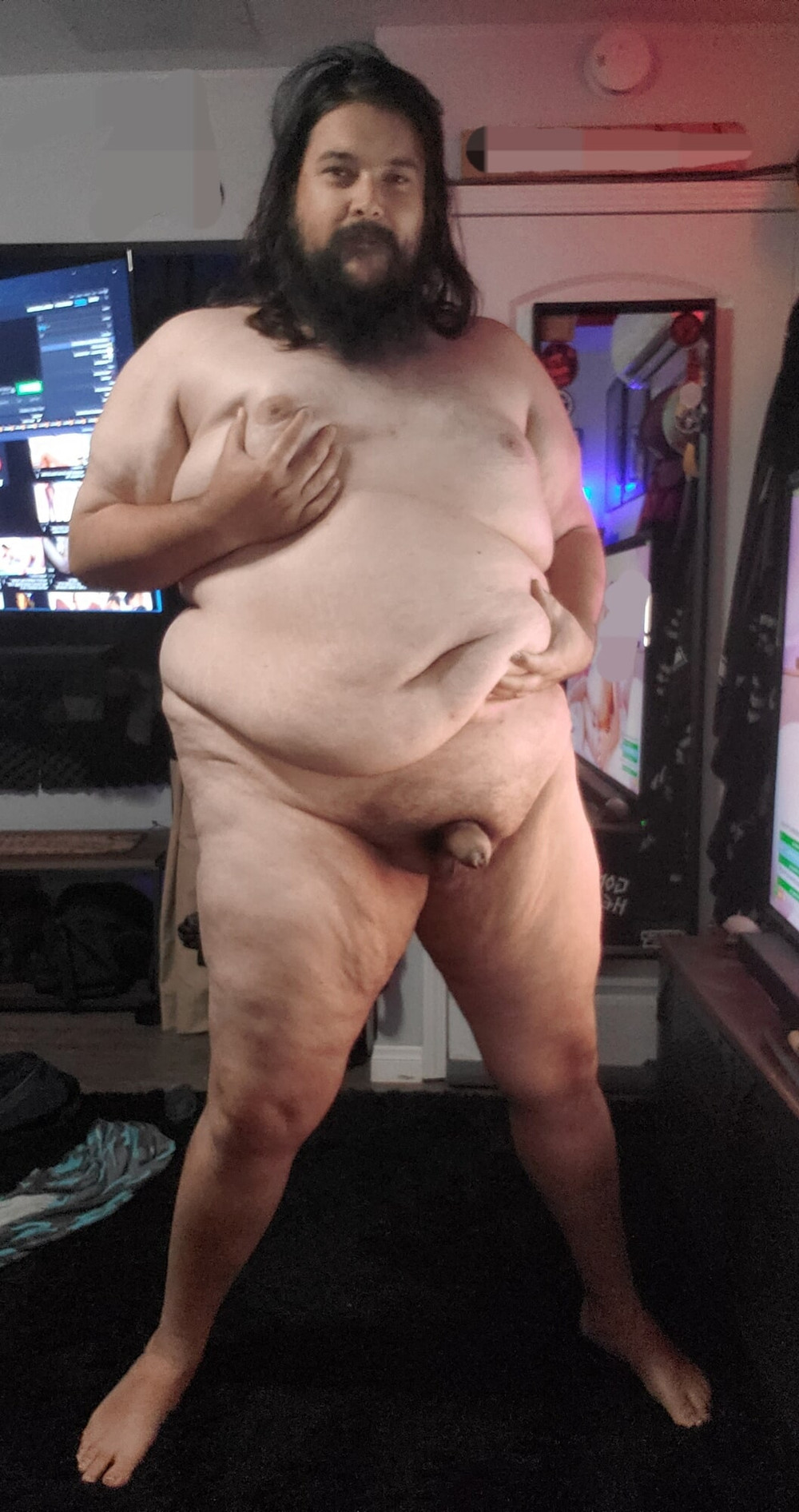 Love showing off my chub, small coco and ass  #16