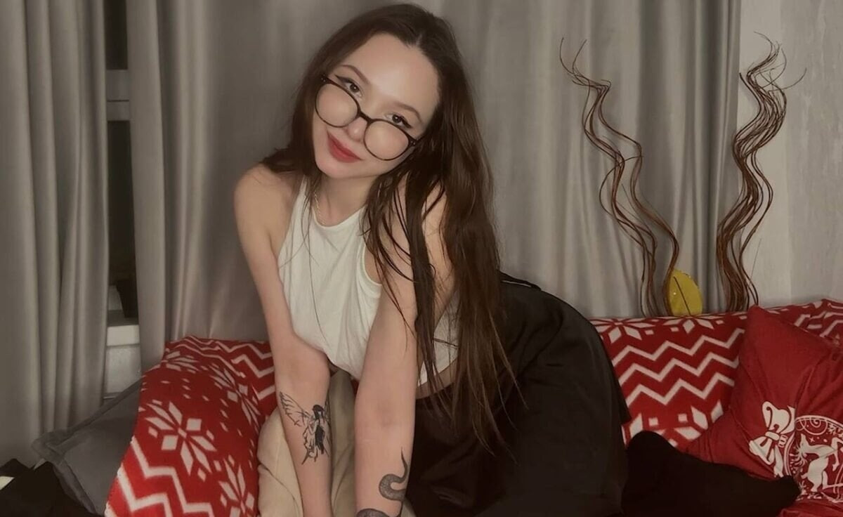 Free April 💙 Photos #11