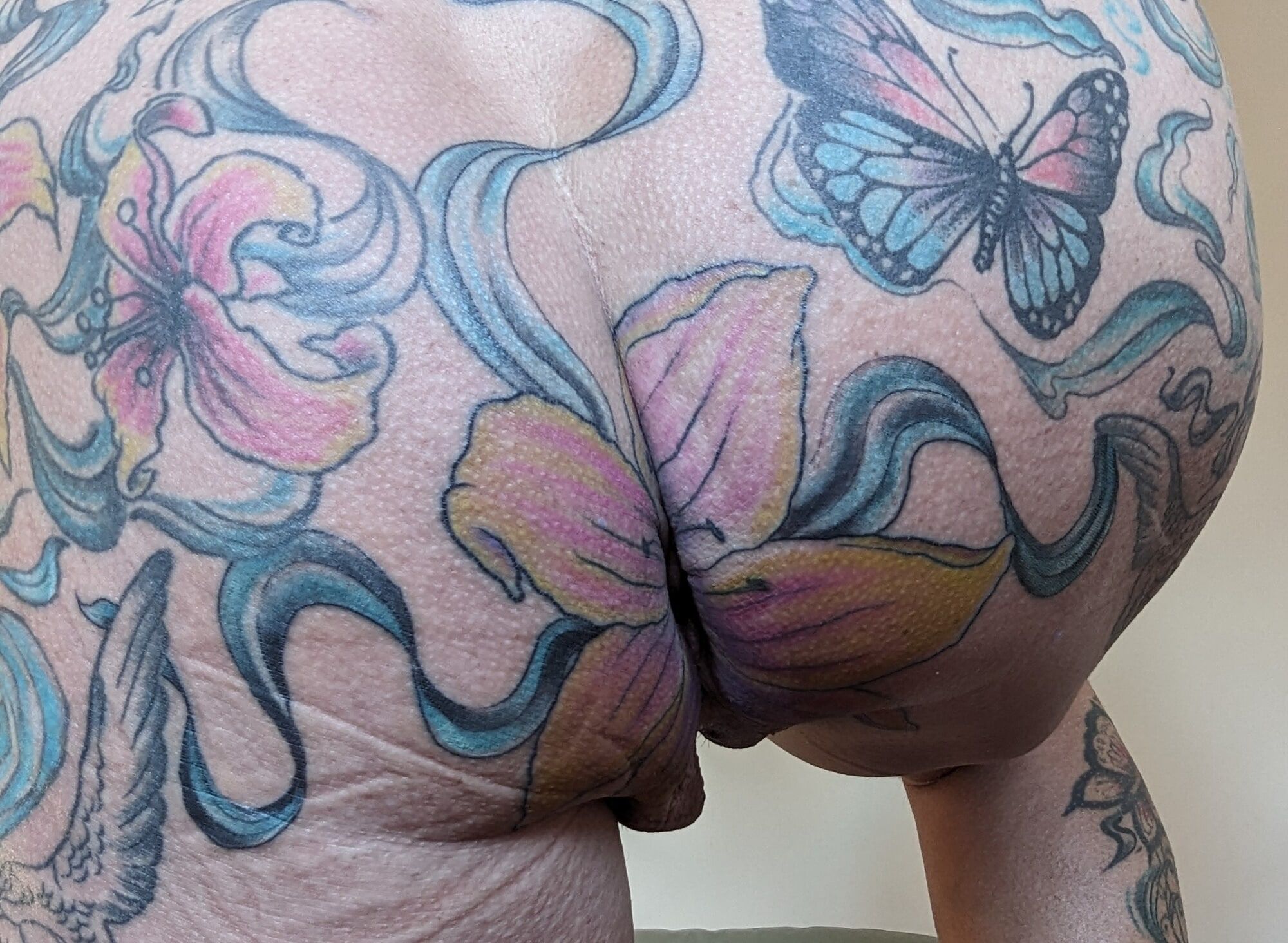 Ass hole tattoo finished.  #4