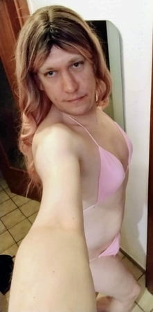 Lea Sissy Bitch