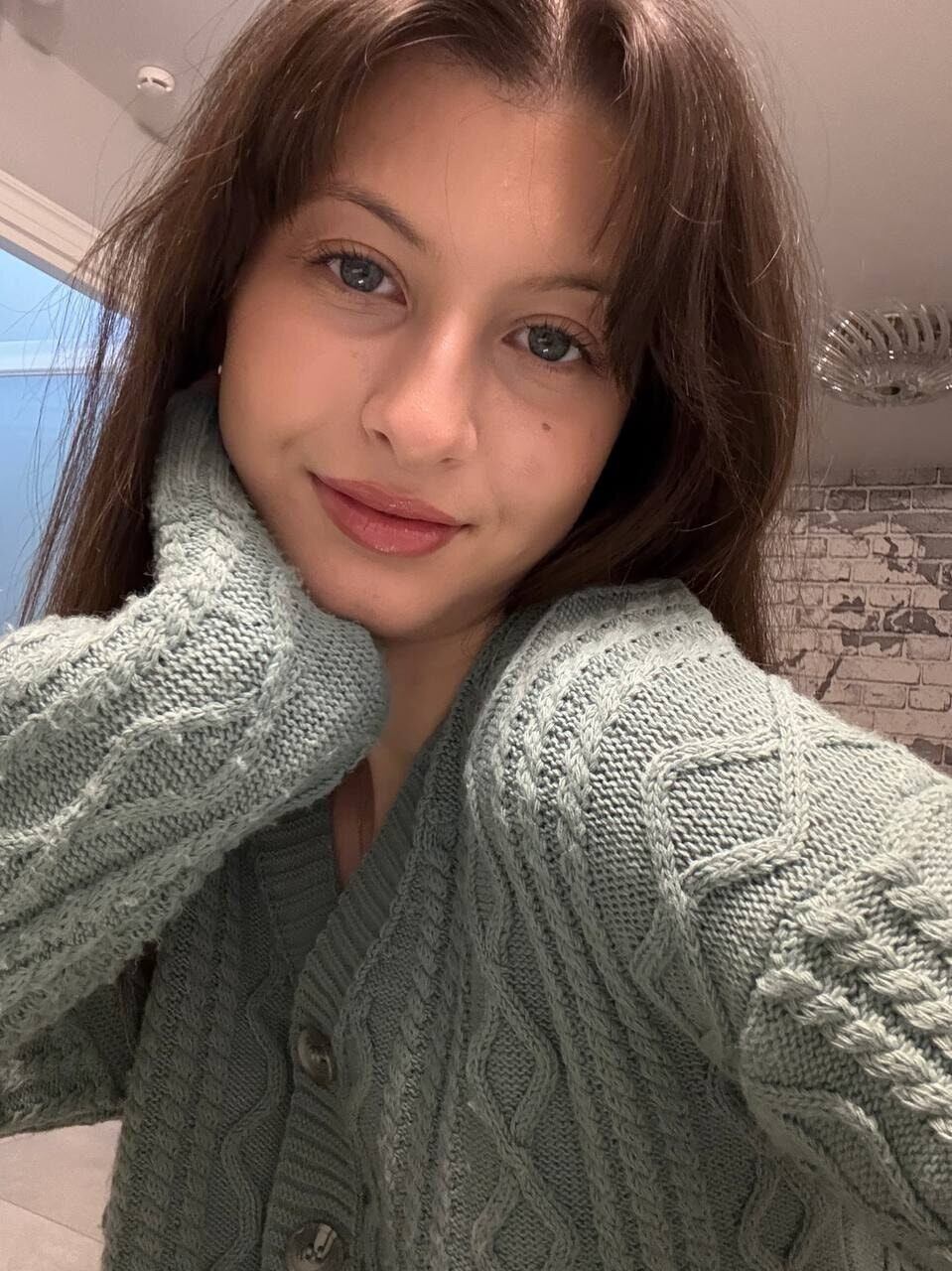 Your Emilia Free Photos #11