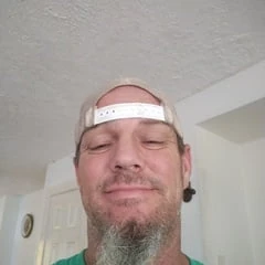 Meeee