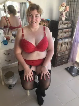 Cam show and skype outfits         