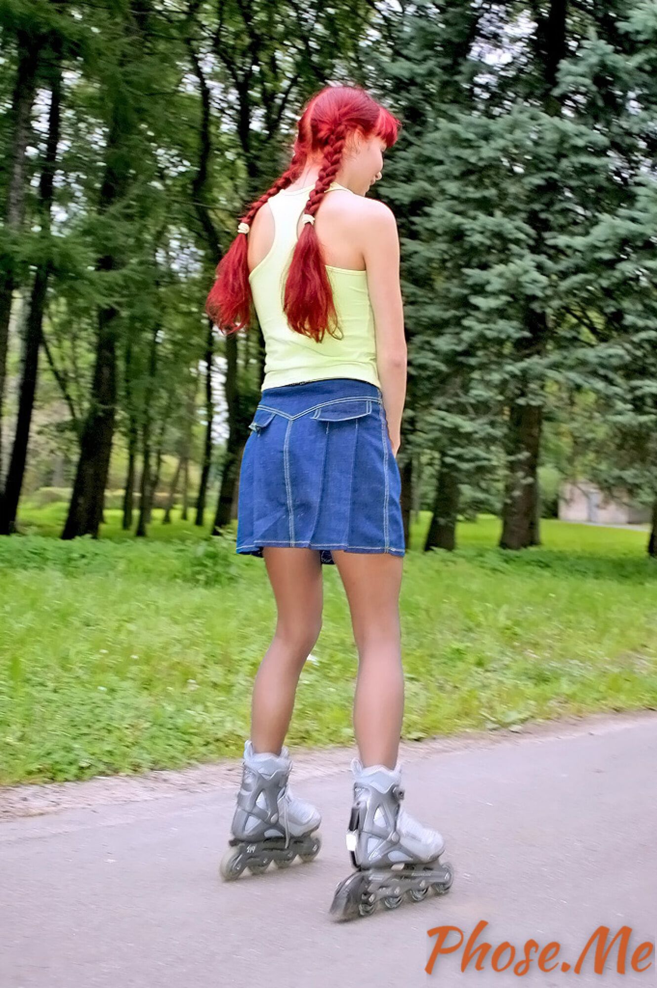 Redhead On Rollerblades Wearing Pantyhose #32