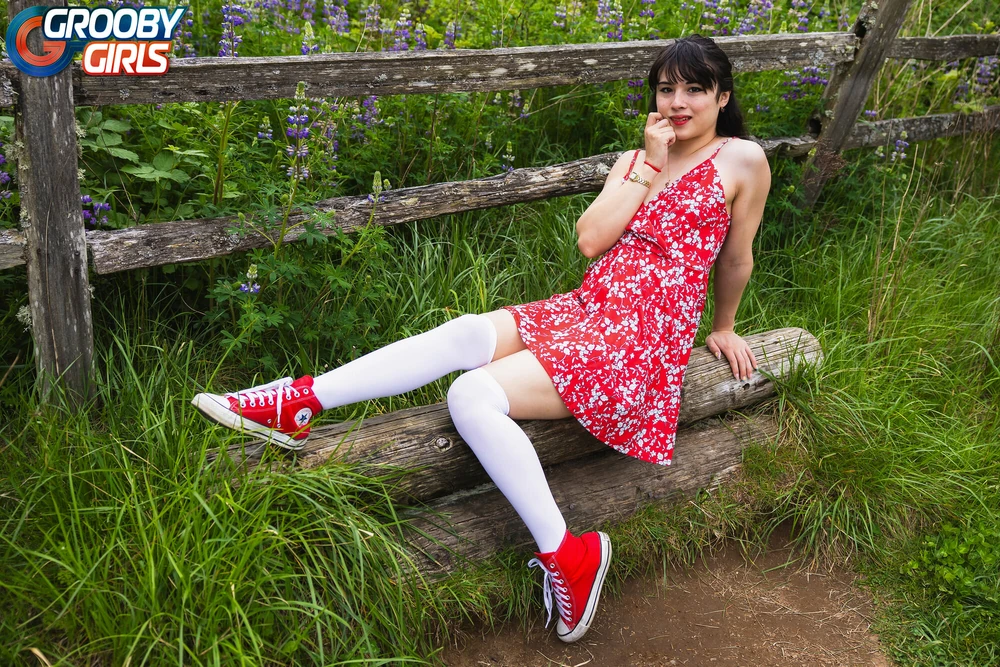GROOBYGIRLS: New Grooby Star #3