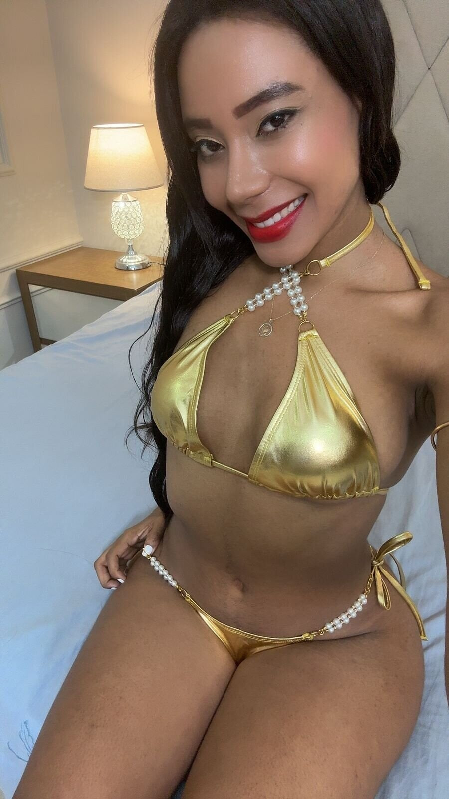 Vivi Moon Free Photos #7