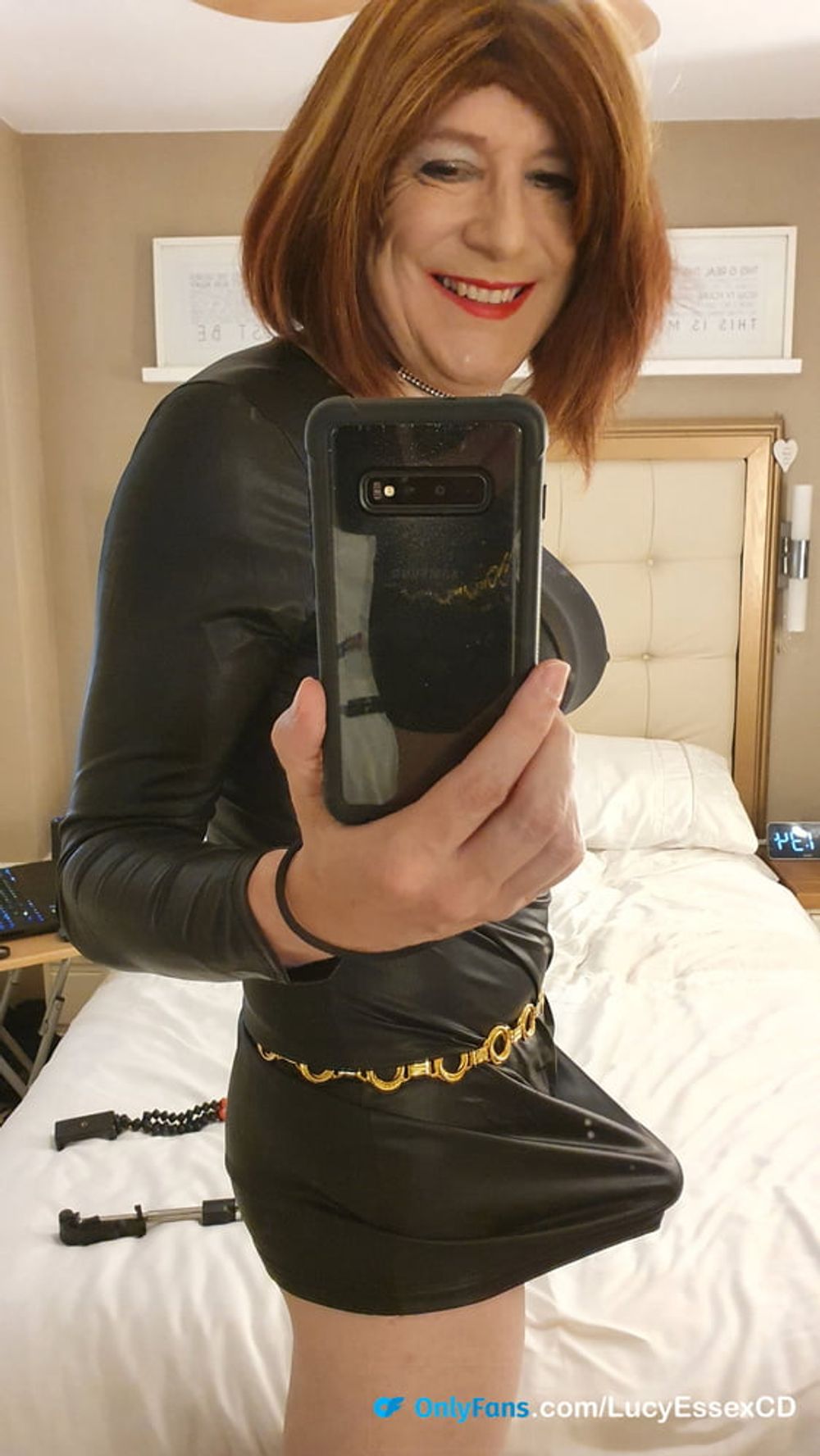 TGirl Lucy sexy selfies in the bedroom and bathroom #10