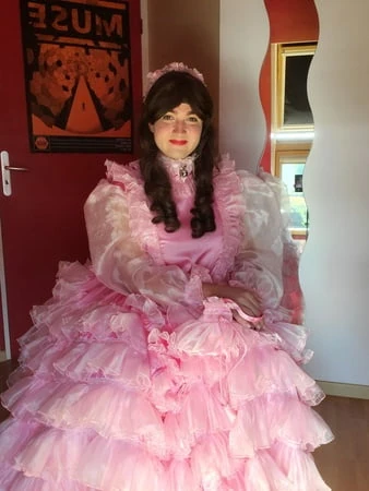 sissy long frilly pink dress         