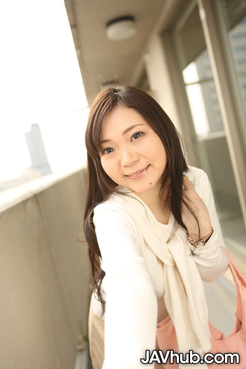Shy Yuki Tsuji Gets her Pussy Fucked ! #18