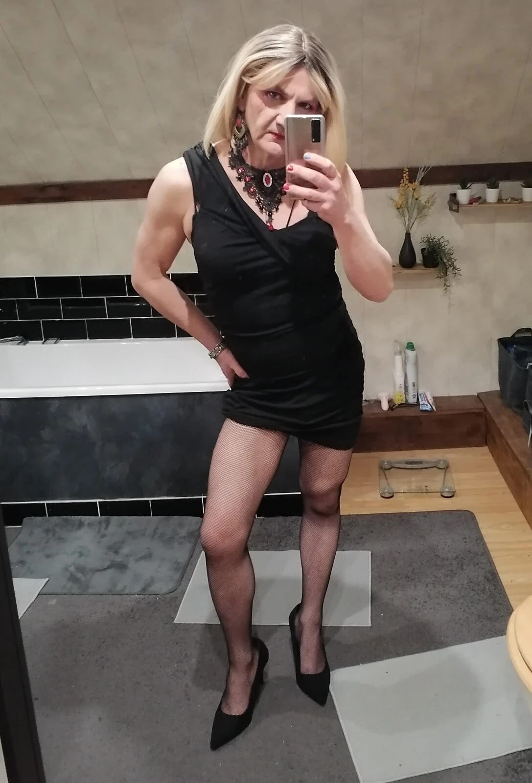 Party gurl Dee  #29