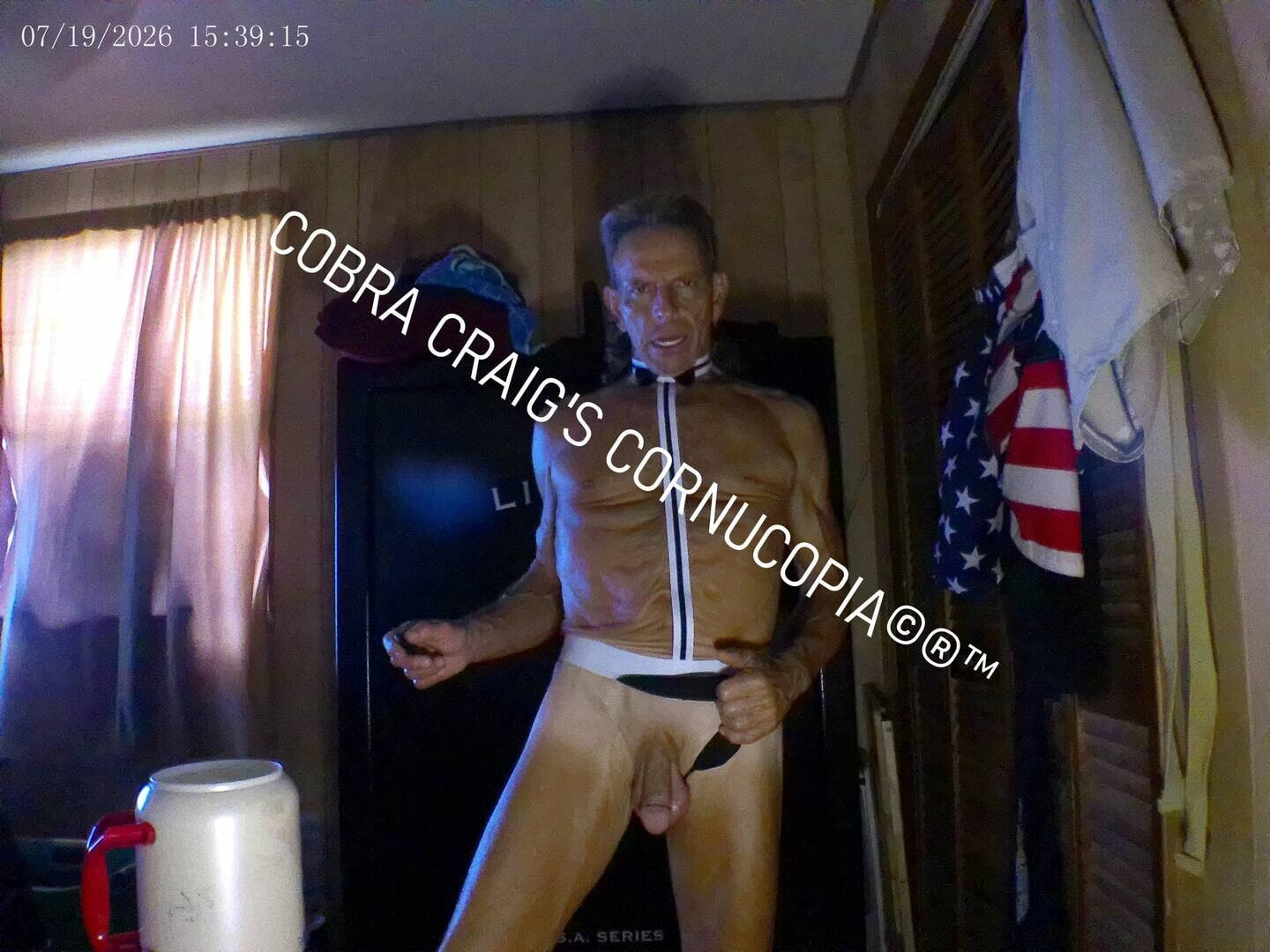 HOT BODY SHOTS
