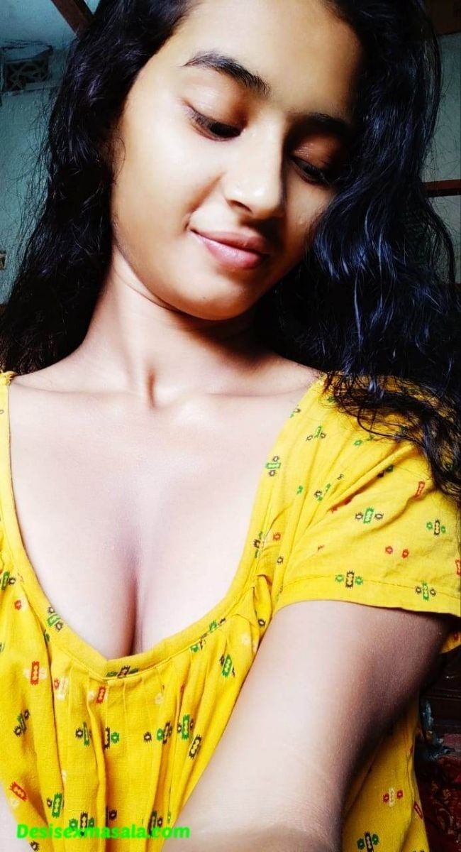 Sexy desi Figure Girl Showing Cute And Tite Boobs #37