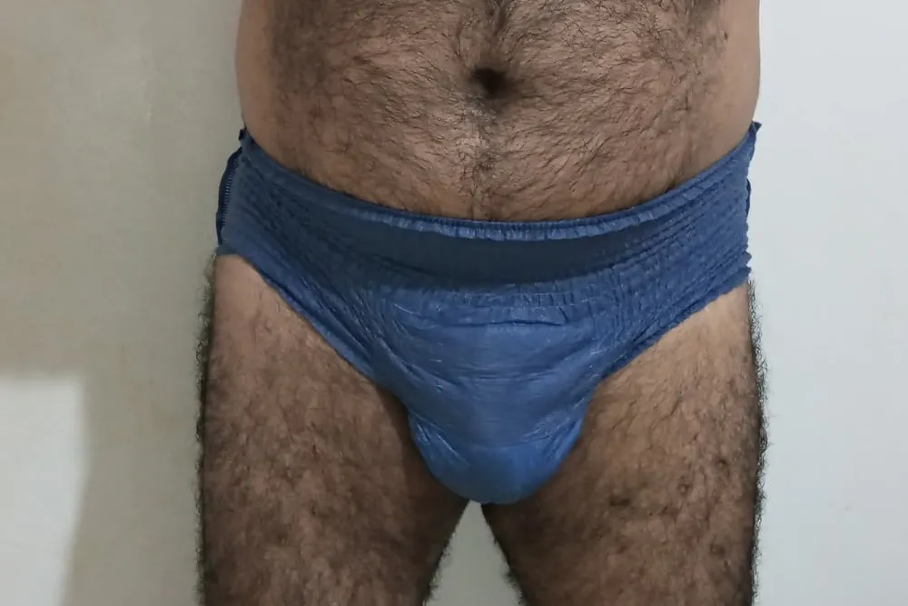 USING BLUE NAPPY TO GO OUT TO WORK 