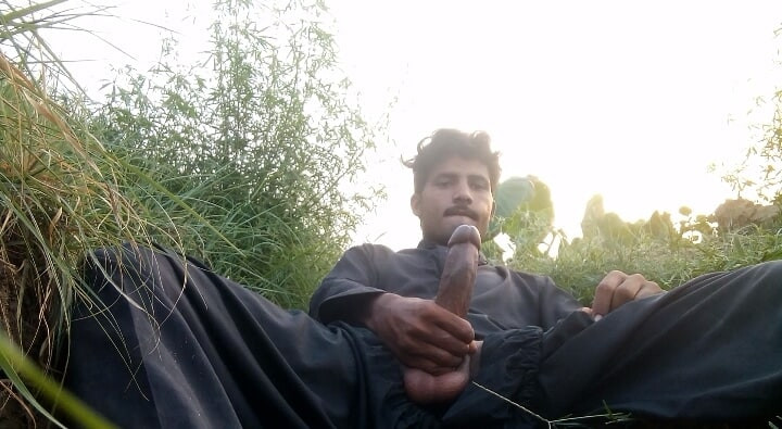 Băiatul Pathan pula mare
