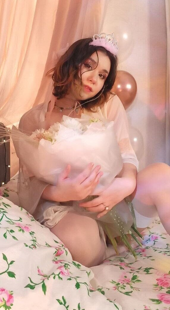 Lilly Free Photos #6